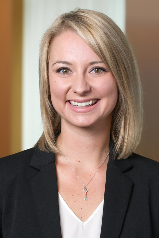 Photo of contributor for Jones Day's PTAB blog Stephanie Brooker, Jones Day IP Legal Intern